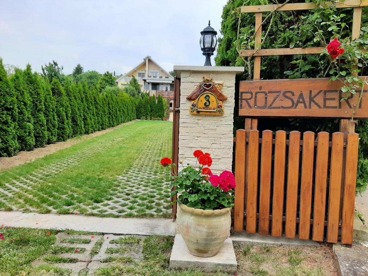 Rozsakert Vendeghaz Bed & Breakfast ซิกลีเก็ต ภายนอก รูปภาพ